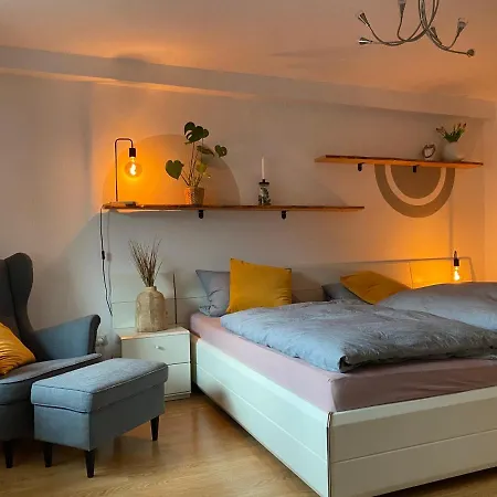 Gemuetliche Naehe Schloss Apartment *