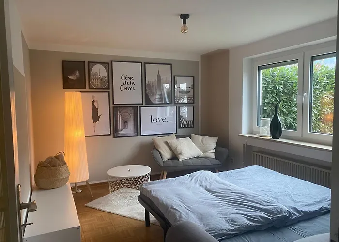 Gemuetliche Naehe Schloss